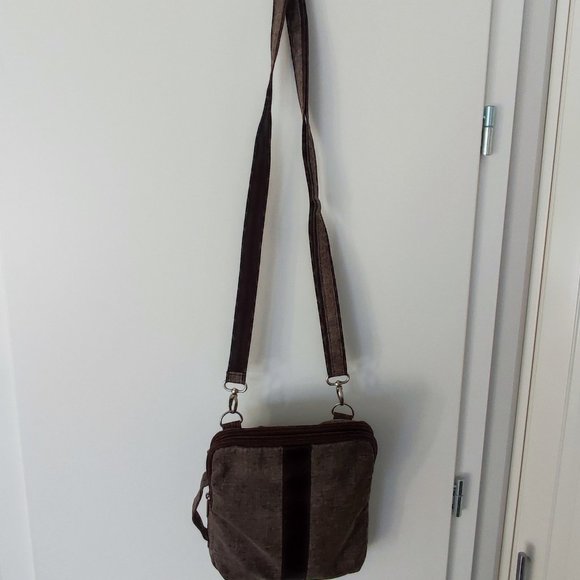 lug crossbody and hand bag traveller messenger purse brown textile fabric - Picture 4 of 12